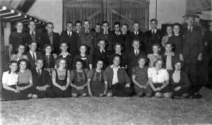 F10 Dansschool Houtman 1945